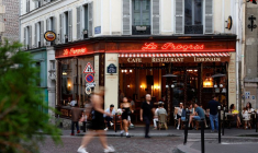 Vue d'un restaurant de la Butte Montmartre à Paris