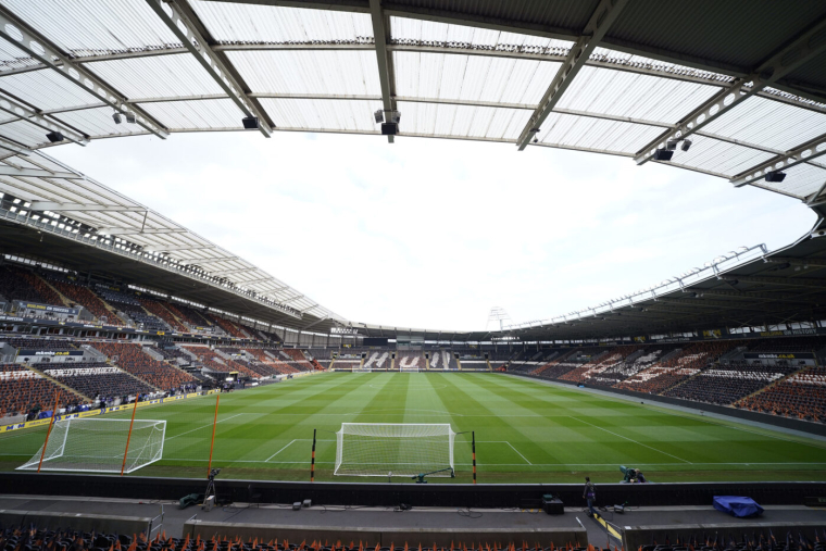 Le triste après-midi des supporters de Manchester United, bloqués à Hull