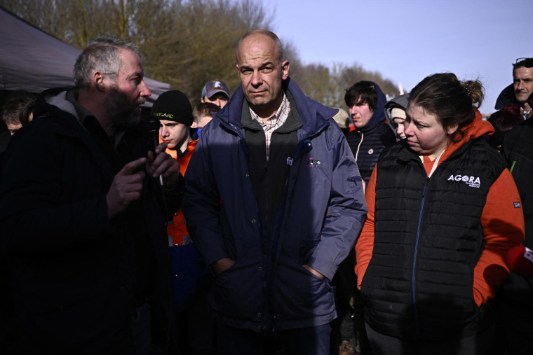 Arnaud Rousseau près de Beauvais, au nord de Paris, le 28 janvier 2024. ( AFP / JULIEN DE ROSA )