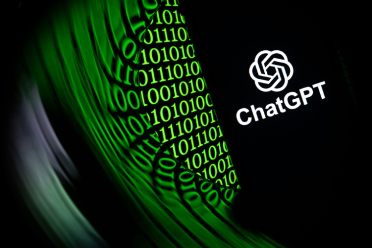 OpenAI a d'ailleurs retiré cette mise à jour de ChatGPT quelques semaines plus tard, reconnaissant que cette version était excessivement flatteuse pour les utilisateurs ( AFP / SEBASTIEN BOZON )