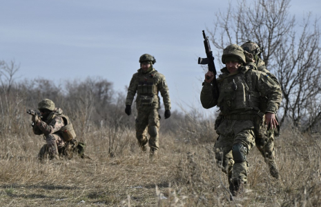 Des militaires ukrainiens en Ukraine, le 15 janvier 2025. ( AFP / GENYA SAVILOV )