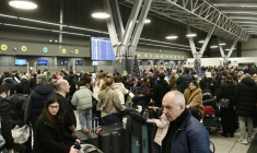 L'aéroport "Makedonia" à Thessalonique en Grèce, où le trafic aérien a été perturbé par la fermeture de l'espace aérien grec plusieurs heures en raison d'un incident technique le 4 janvier 2026 ( AFP / Sakis Mitrolidis )