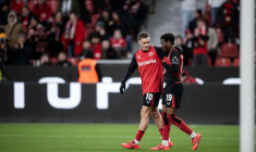 Leverkusen suit le rythme du Bayern