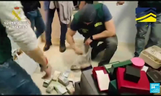 Démantèlement d'un "super cartel" qui contrôlait un tiers du trafic de cocaïne en Europe