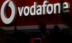 LA SOCIÉTÉ ÉMIRATIE E& ACQUIERT 9,8% DE VODAFONE POUR 4,4 MILLIARDS DE DOLLARS
