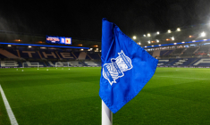 Comment le ciel est devenu tout rose à Birmingham à cause d'un stade
