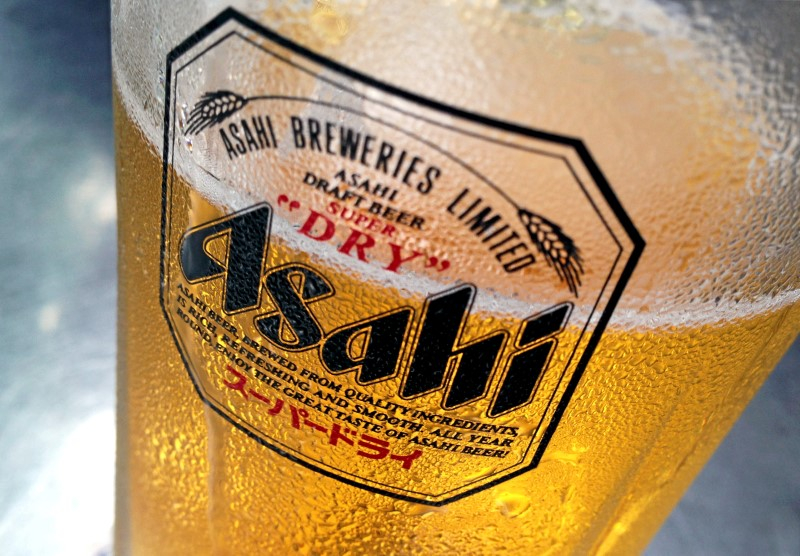 ASAHI VEND SES PARTS DANS LE BRASSEUR TSINGTAO