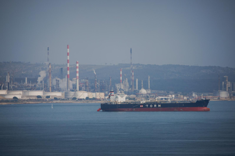 Le grand port matime de Marseille-Fos est le premier de France (illustration) ( AFP / CLEMENT MAHOUDEAU )