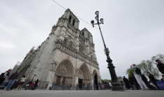 Les cloches de la cathédrale Notre-Dame retentissent pour la messe de Pâques