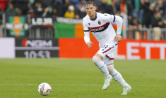 « Ce n'est pas une morsure de zombie », la curieuse marque dans le cou de Jens Odgaard