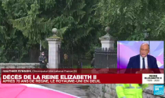 Décès de la reine Elizabeth II : la monarque représentait la continuité de la monarchie