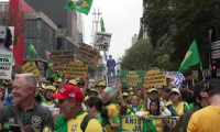 Brésil : des partisans de Bolsonaro manifestent à São Paulo avant le verdict