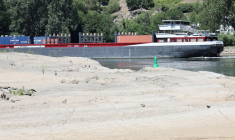 LE FAIBLE NIVEAU DES EAUX DU RHIN MENACE LA CROISSANCE ALLEMANDE