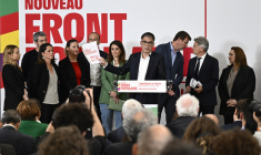 Les cadres des partis formant le Nouveau front populaire à Paris, le 24 juin 2024. ( AFP / JULIEN DE ROSA )