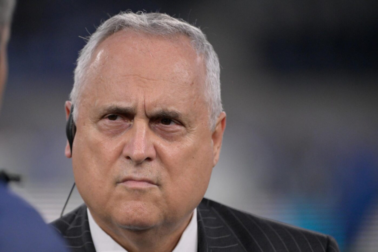 Les supporters de ce club italien invoquent Donald Trump pour menacer leur président