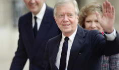 Jimmy Carter, en 1990, à Paris ( AFP / PATRICK HERTZOG )