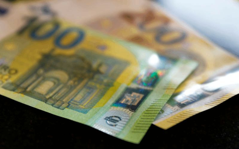 L'AUTORITÉ BANCAIRE EN FRANCE INSISTE SUR L'ABSENCE DE DIVIDENDE