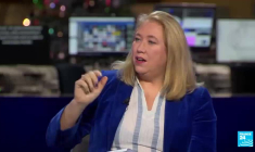 Manon Aubry : "L’adhésion à l'UE d’un pays en guerre comme l’Ukraine n’est pas réaliste"