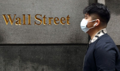 WALL STREET OUVRE EN HAUSSE