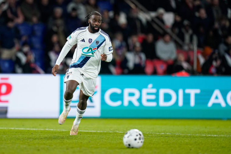 Vidéo : Pourquoi Ikoné n’a pas célébré son but face au PSG