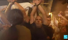 Israël : des milliers d'Israéliens réclament le départ de Benjamin Netanyahu et le retour des otages