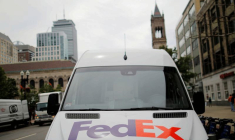 LES BÉNÉFICES ET LE CHIFFRE D'AFFAIRES DE FEDEX SUPÉRIEURS AUX ATTENTES