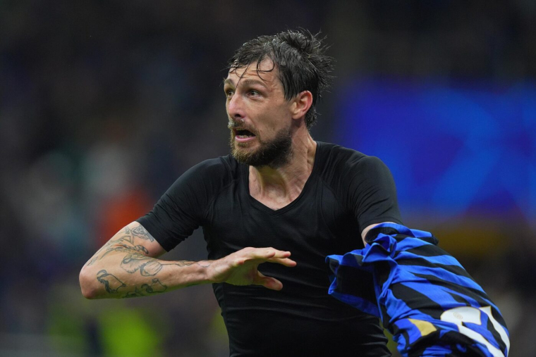 Vidéo : l’égalisation folle de Francesco Acerbi à la dernière minute dans un Inter-Barça légendaire