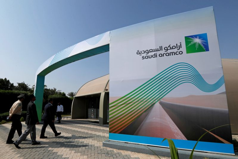 LE BÉNÉFICE DE SAUDI ARAMCO S'ENVOLE GRÂCE À LA HAUSSE DES PRIX ET DES MARGES DE RAFFINAGE