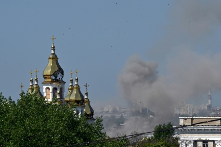 Une attaque de drone russe à Kharkiv, le 7 juillet 2025 en Ukraine ( AFP / SERGEY BOBOK )