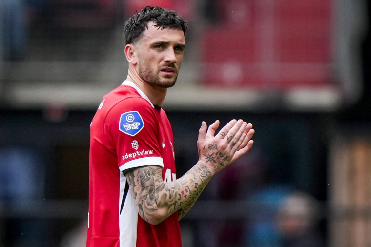 Dernier héros de l'Irlande, Troy Parrott s'en va de l'AZ pour découvrir la Ligue des champions