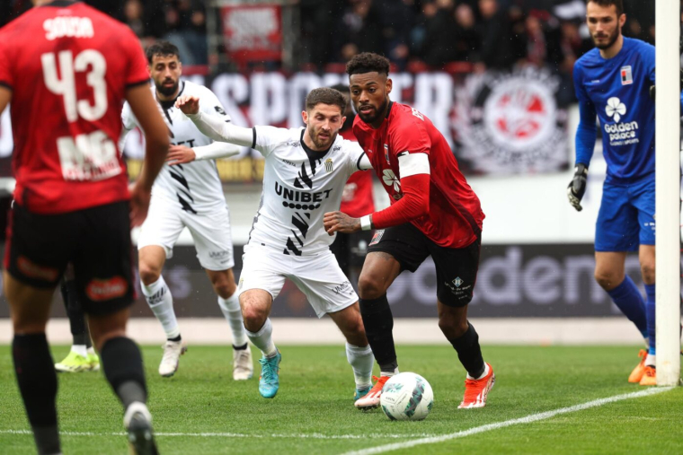 Le cauchemar continue pour Jeff Reine-Adelaïde