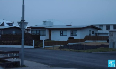 Islande : de grandes crevasses s'ouvrent à Grindavik, menacée par une éruption volcanique