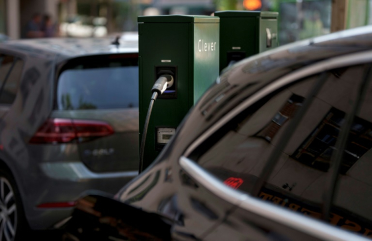 Une borne de recharge de la société danoise Clever, à Copenhague, le 15 juillet 2025 ( Ritzau Scanpix / Liselotte Sabroe )