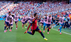 Et à la fin c’est l’Espagne et le foot qui gagnent