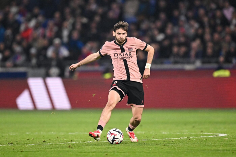 Khvicha Kvaratskhelia : « Le PSG a mérité de gagner »