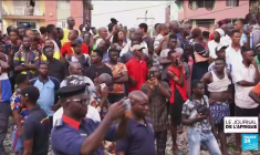 Six morts lors d'une collision d'un train avec un bus au Nigeria