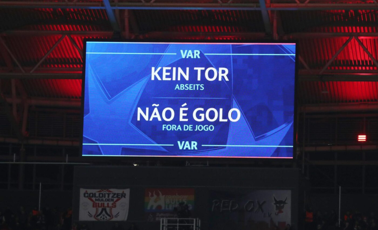 Les clubs norvégiens appellent à dégager la VAR de ses championnats