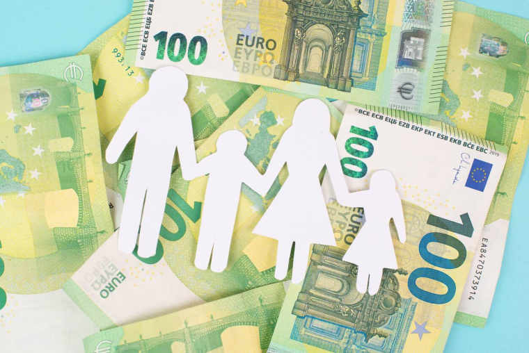 Prêts familiaux : pourquoi le fisc peut requalifier votre aide en donation / iStock.com - BeritK