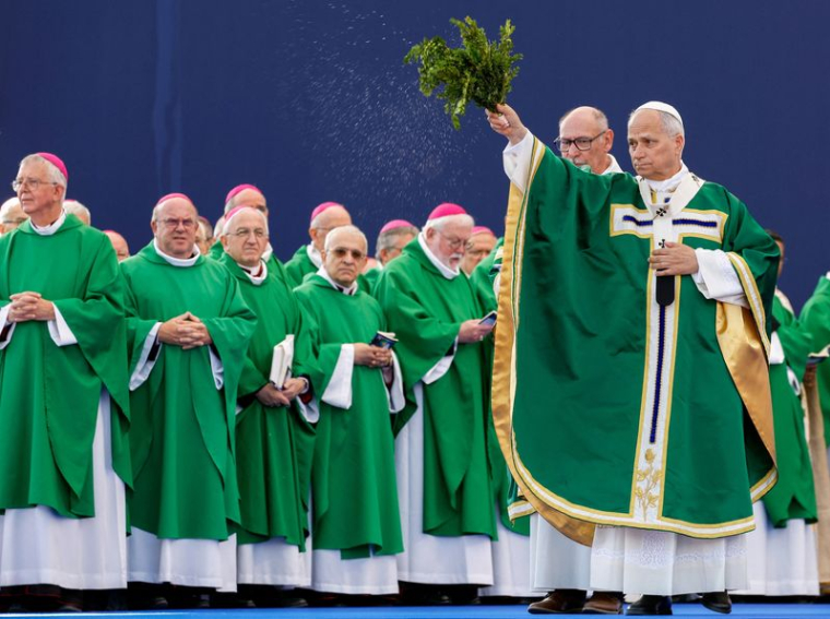 Le pape Léon se rend en France