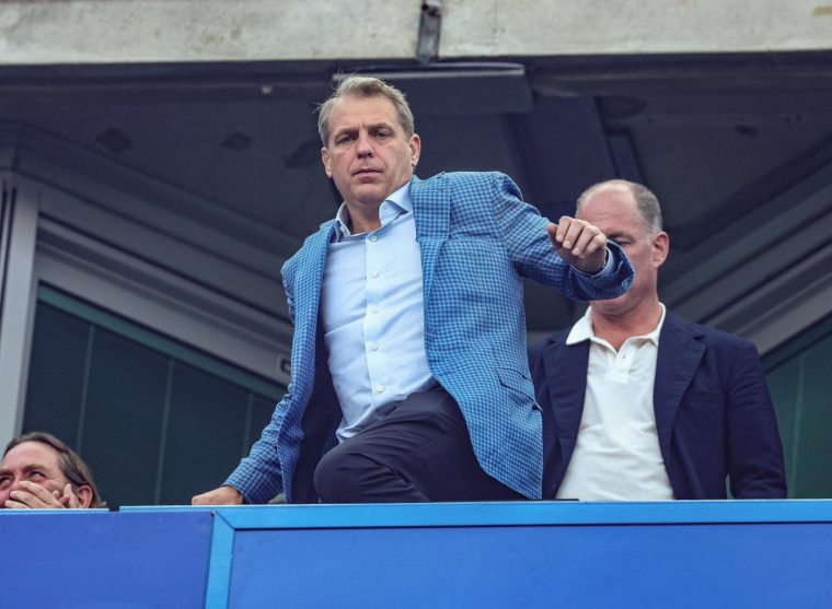 Todd Boehly co-dirige un site qui revend des places de Premier League à prix d’or