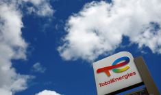 Le logo de TotalEnergies à Nantes