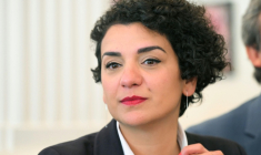 Lamia El Aaraje, alors conseillère municipale du 20e arrondissement de Paris, lors d'une conférence de presse à Paris, le 25 avril 2025 ( AFP / Bertrand GUAY )