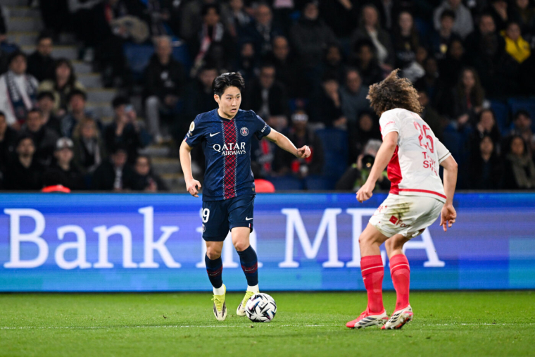Le Paris Saint-Germain fixe son prix pour Kang-in Lee