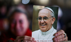 Pope Francis continues hospitalization