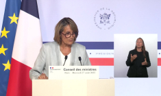 France: "ni déni de réalité, ni surexagération" de la situation financière du pays, dit Macron