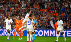 Les Bleues collent une manita aux Pays-Bas et terminent premières de leur groupe