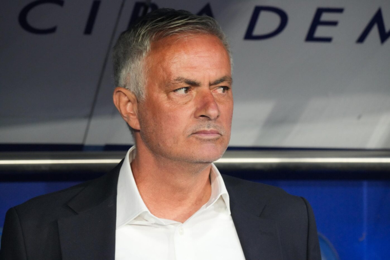 Quand José Mourinho se moque d'une question d'un journaliste