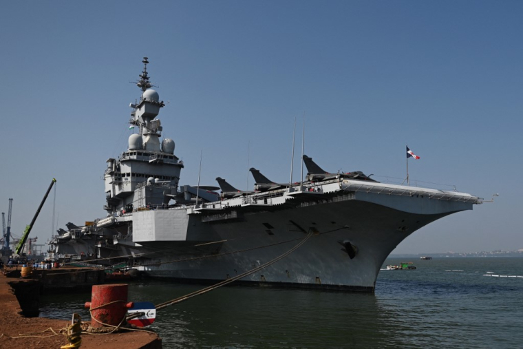 Segault équipe notamment la chaufferie nucléaire du porte-avions Charles de Gaulle (illustration) ( AFP / SAJJAD HUSSAIN )