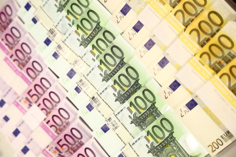 FRANCE: LE PROGRAMME D'ÉMISSION MT/LT DE L'AFT MAINTENU À 260 MILLIARDS D'EUROS