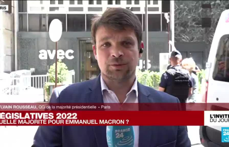 Législatives 2022 : Emmanuel Macron voit sa majorité menacée